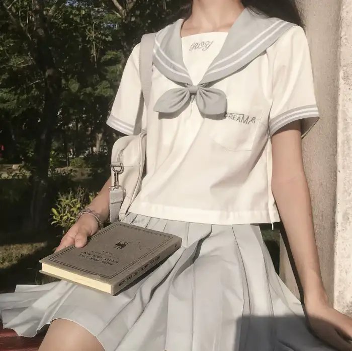 吧女斯黛拉
